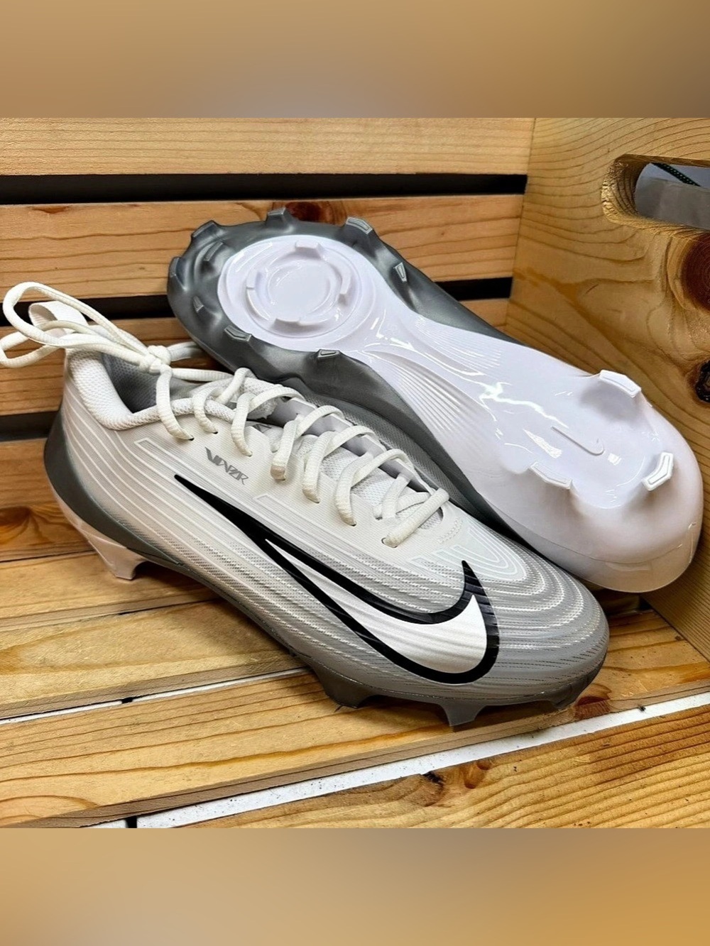 Nike Vapor Speed 3 White Silver Football Cleats [FB3303-100] Men’s Size 8 New